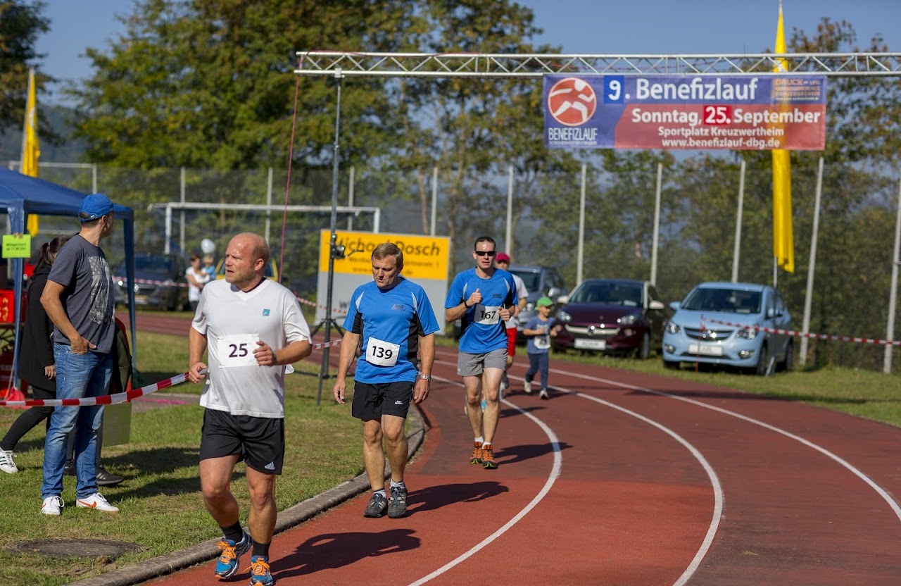 Bild vom 9. Benefizlauf im Jahr 2016. Dies ist das 21. Bild.